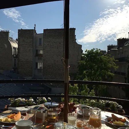 Bed & Breakfast 52 Clichy - D'hotes Parigi