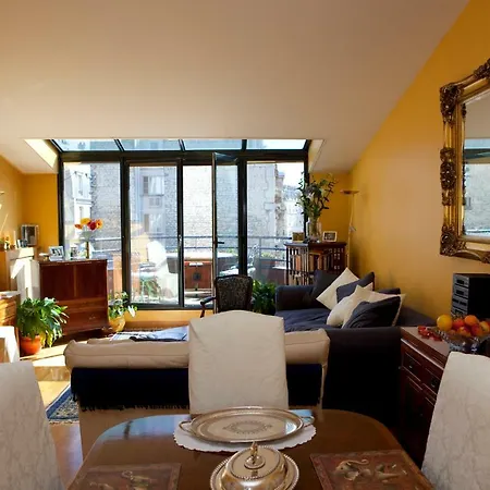 Bed & Breakfast 52 Clichy - D'hotes Paris